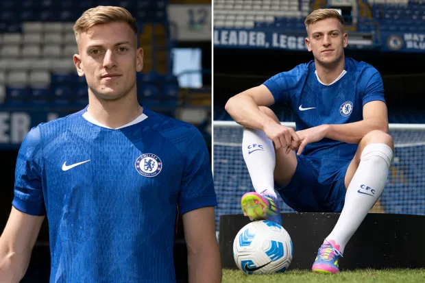 Resmi Chelsea Tebus