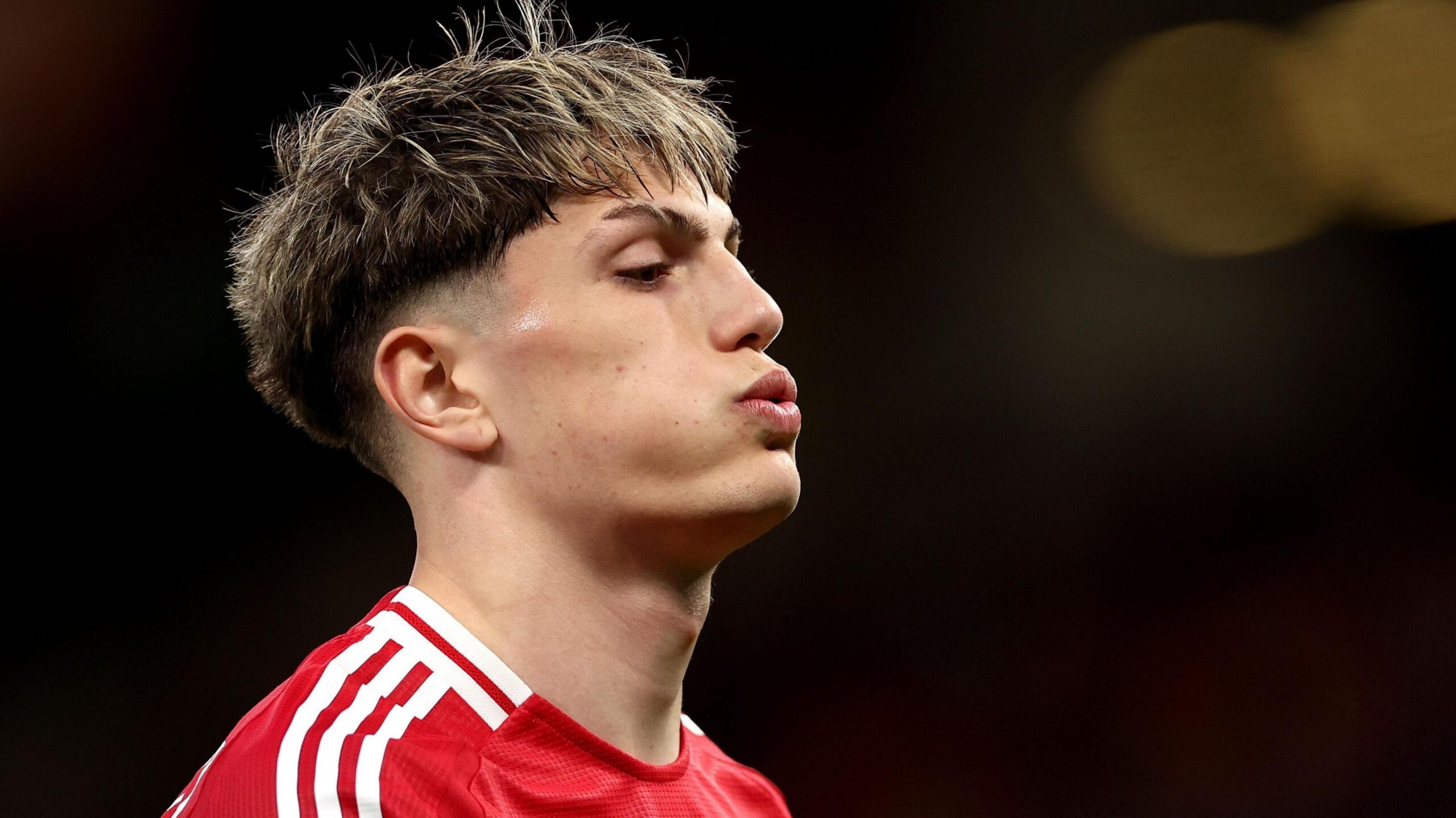 MU Pangkas Harga Garnacho, Chelsea Langsung Bergerak