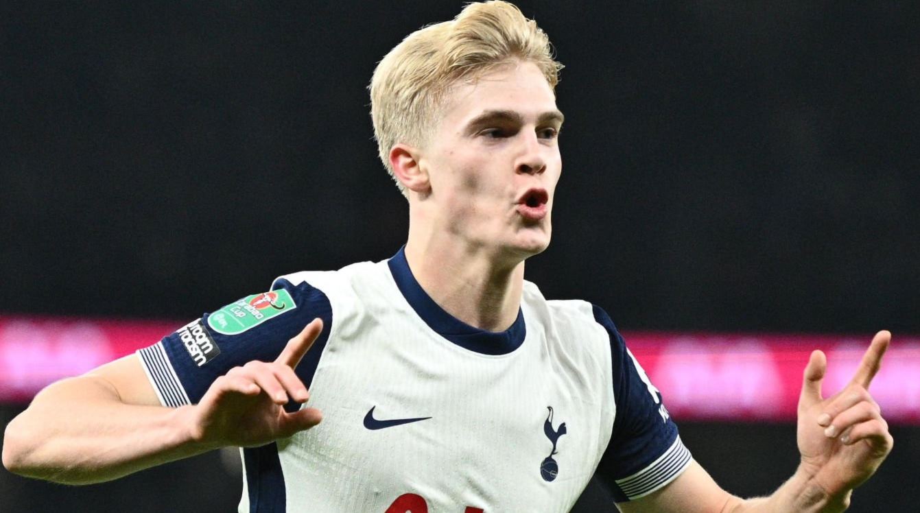 Lucas Bergvall Cetak Gol Perdana di Premier League