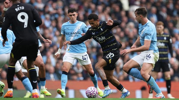 Manchester City Kalahkan Everton 2-0 di Etihad