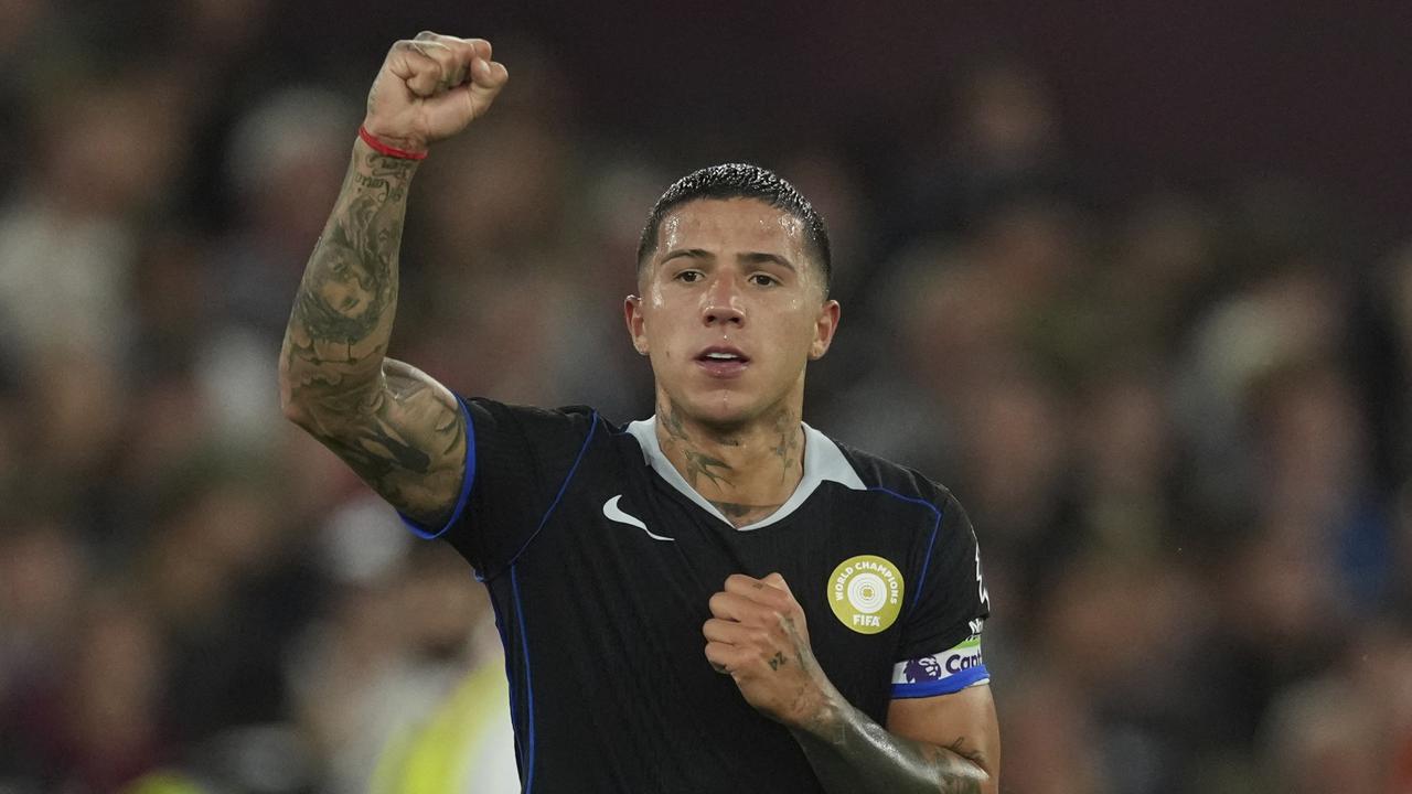 Fernandez Sebut Liverpool & MU Pesaing Liga Inggris 2025/2026