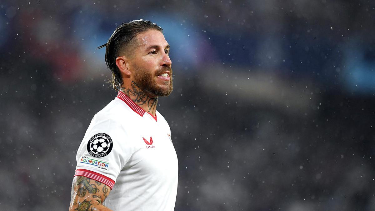 MU Tak Dekati Sergio Ramos, Isu Transfer Hanya Spekulasi
