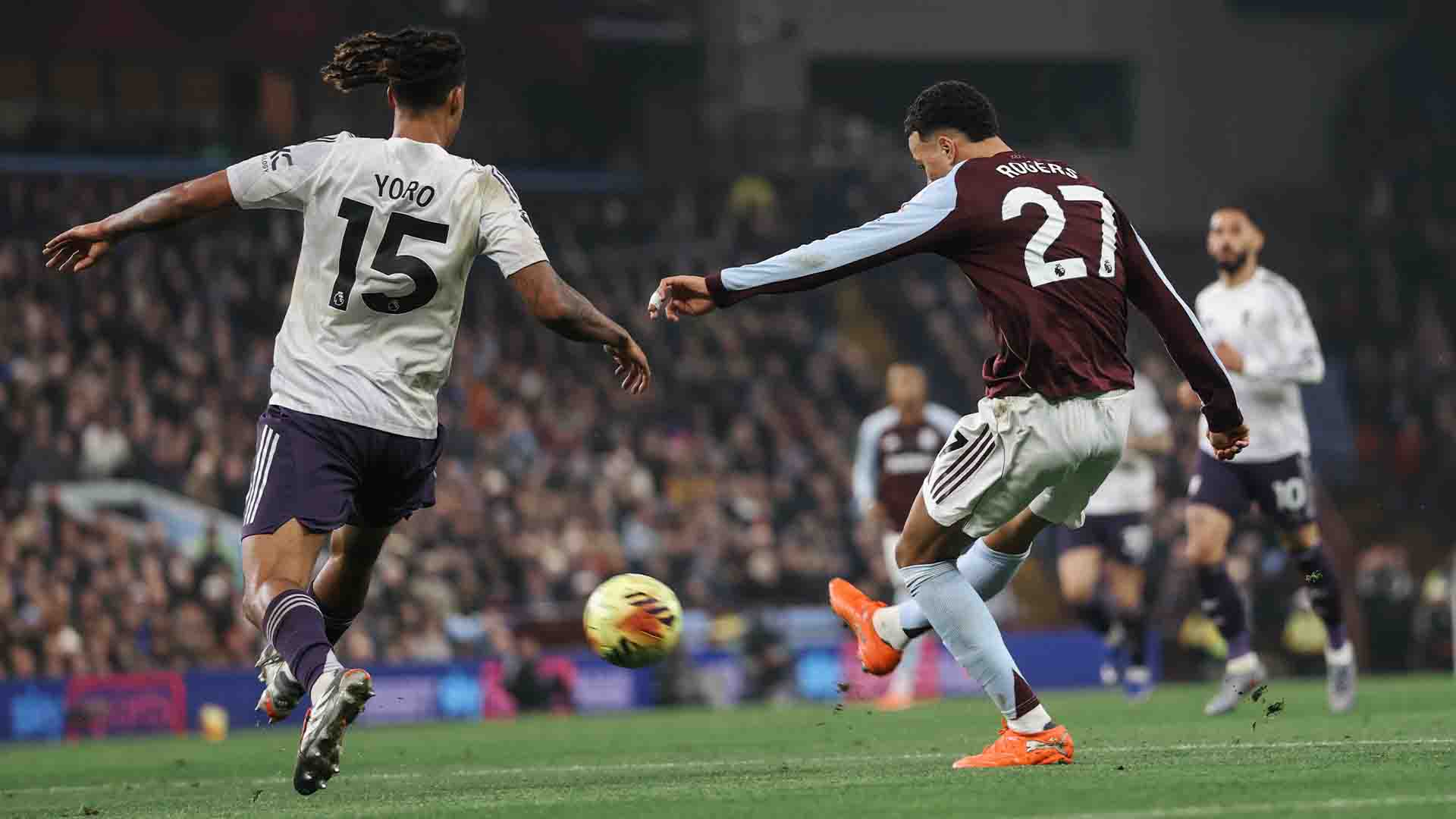 Aston Villa vs Manchester United: Rogers Bawa Villa Menang 2–1