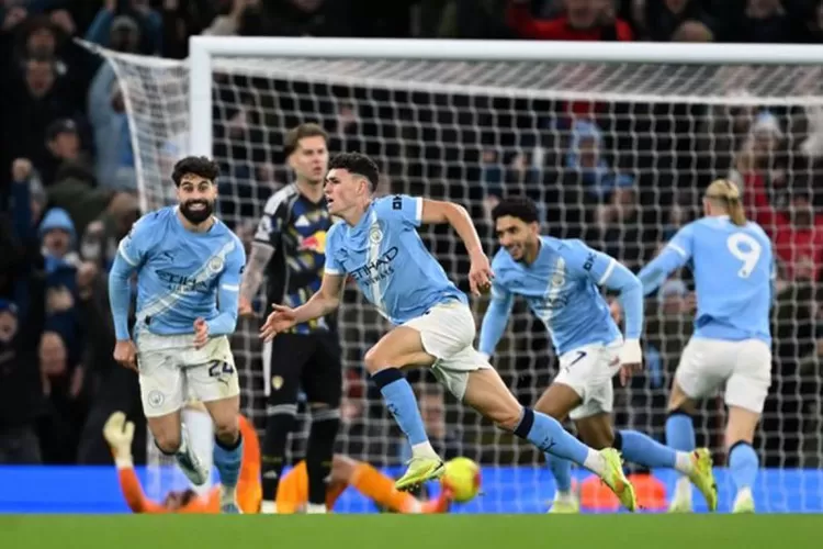 Foden Bawa City Menang Dramatis 3-2 atas Leeds