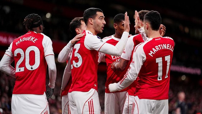 Arsenal Puncak Klasemen Usai Menang 2-0 atas Brentford