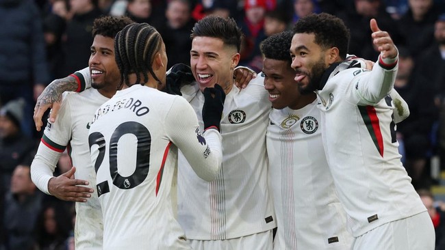 Chelsea Menang Dramatis atas Crystal Palace, Naik Klasemen