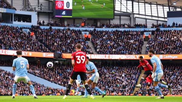 Derby Manchester Berpihak ke MU, City Tersungkur