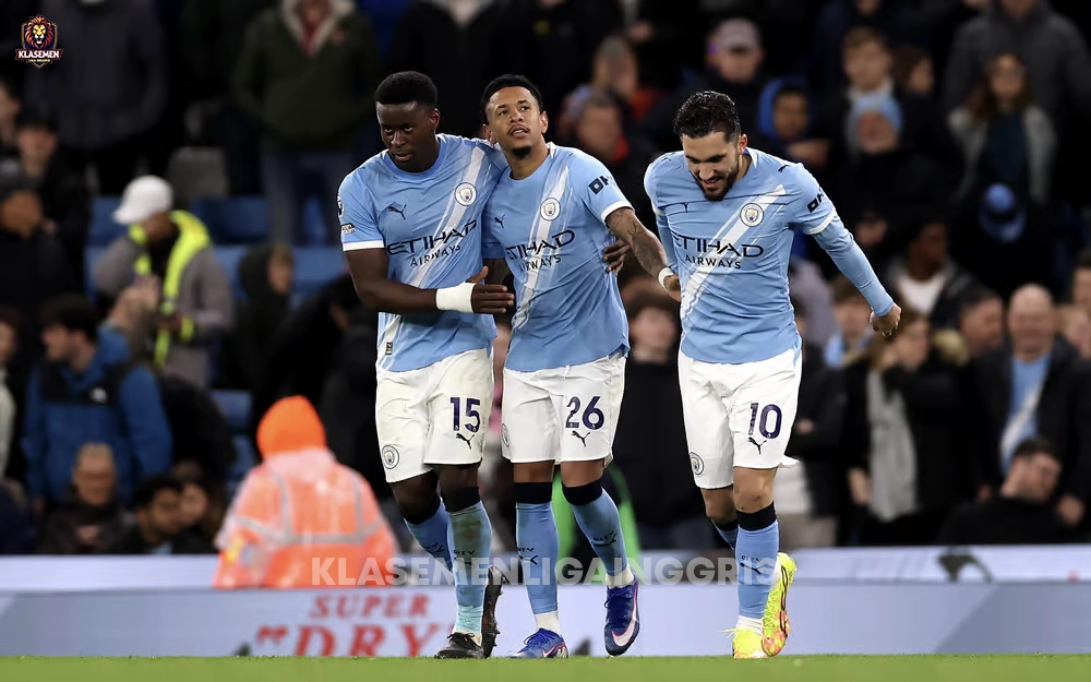 Manchester City Jaga Asa Juara Usai Hajar Palace